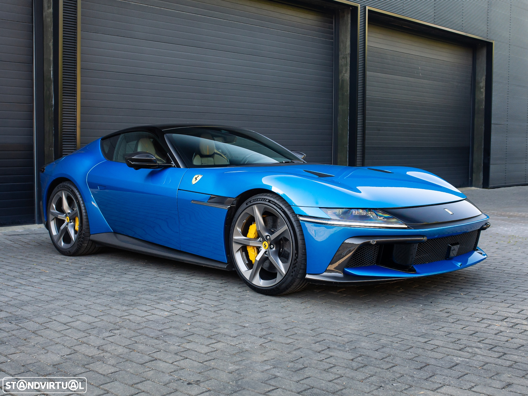 Ferrari 12 Cilindri Standard - 2