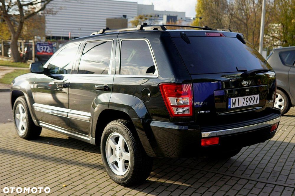 Jeep Grand Cherokee - 8