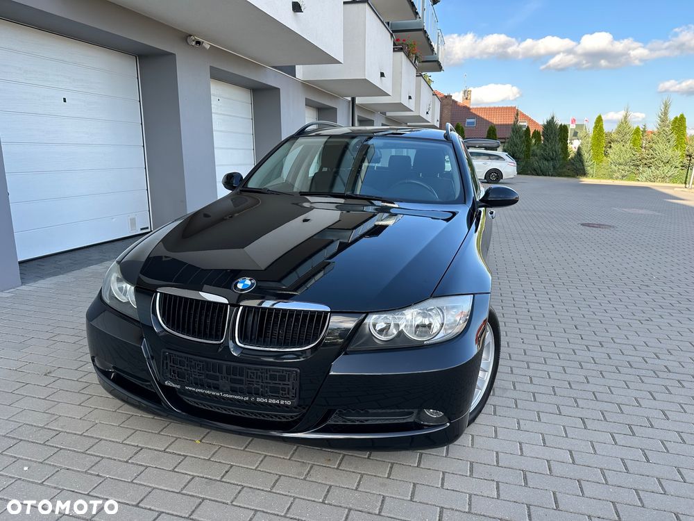 BMW Seria 3 320d DPF Touring Edition Fleet - 1