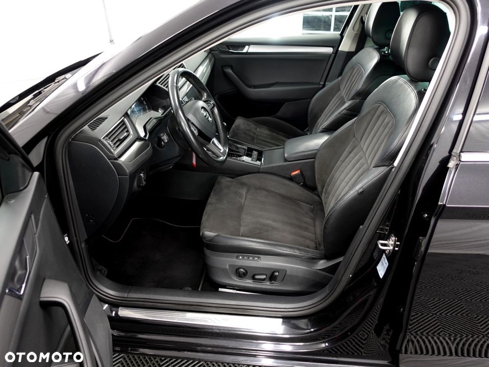 Skoda Superb 2.0 TDI Style DSG - 8