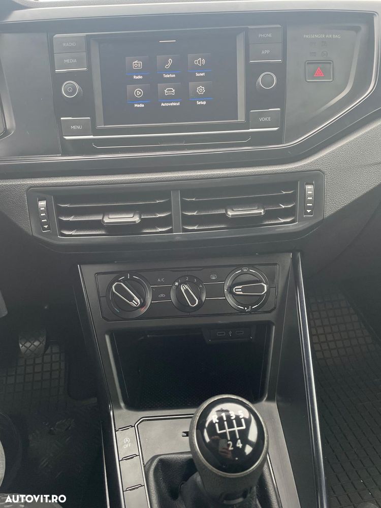 Volkswagen Polo 1.0 Comfortline - 12