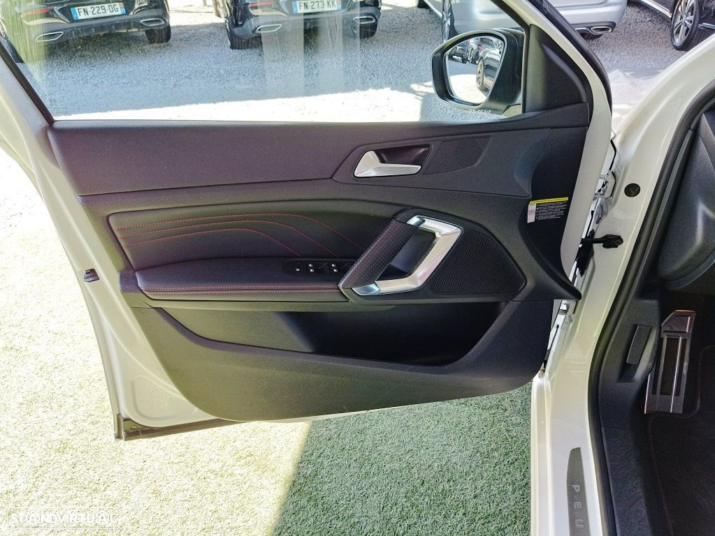 Peugeot 308 1.2 PureTech GT Line - 34