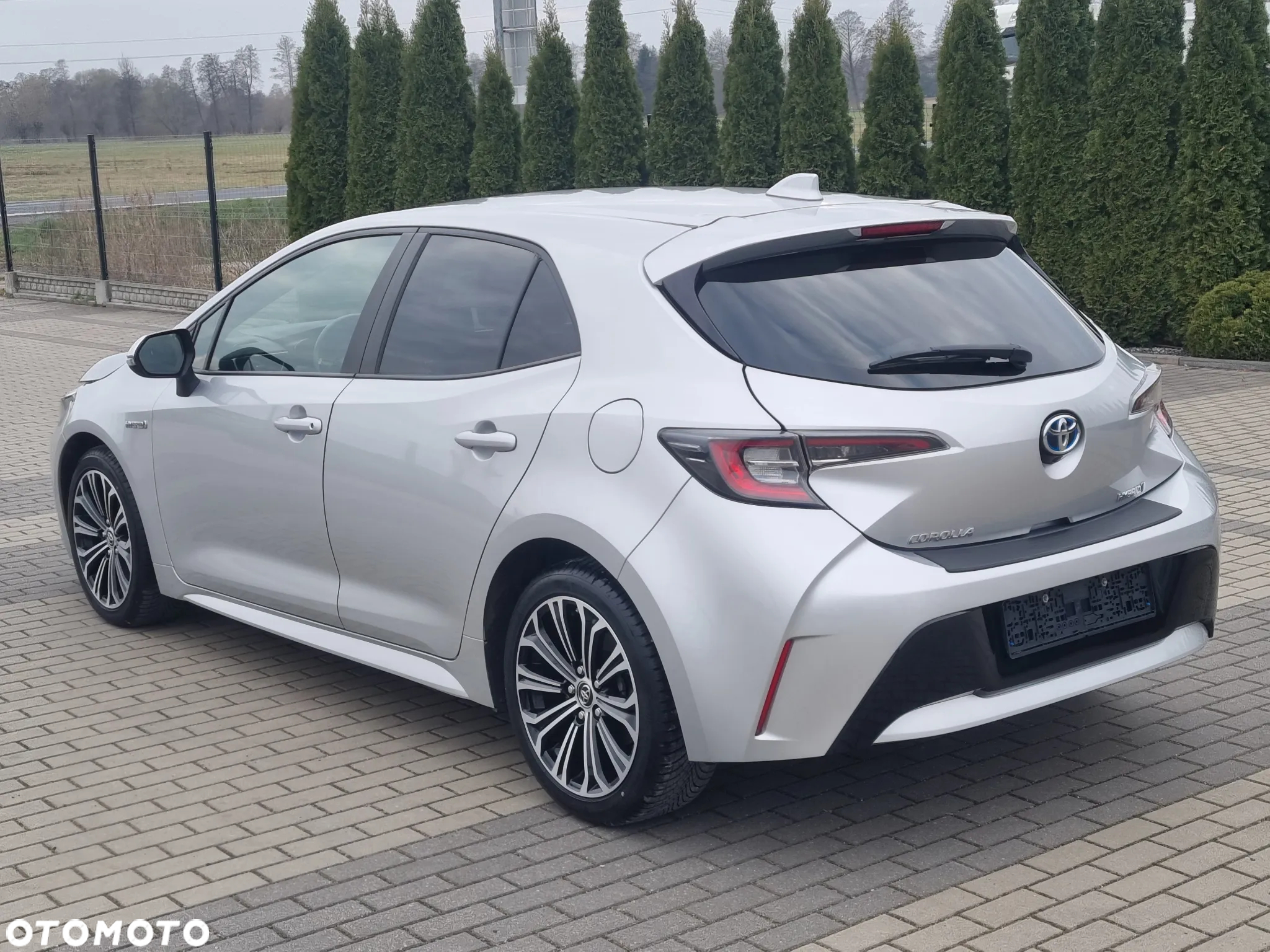 Toyota Corolla 1.8 Hybrid Comfort - 5