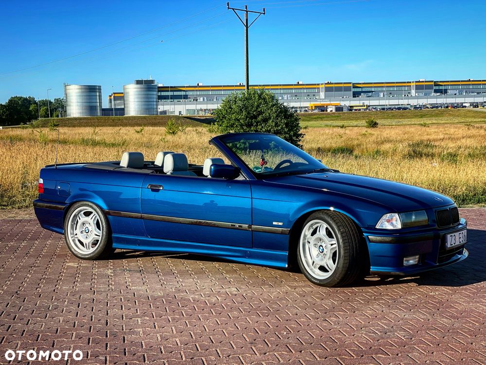 BMW Seria 3 320i - 5