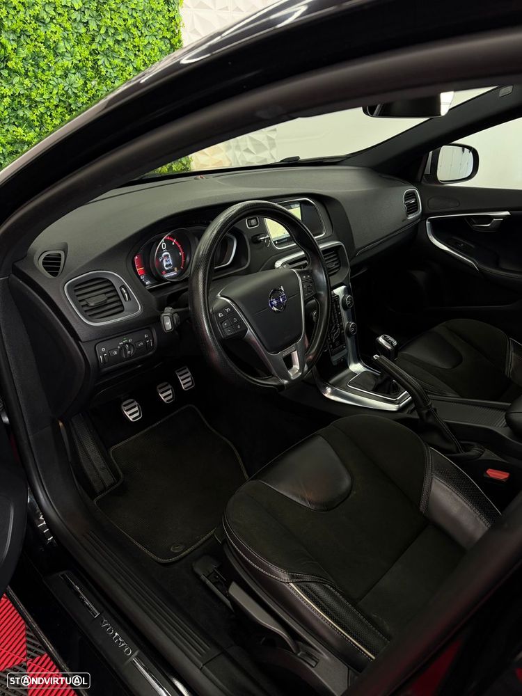 Volvo V40 2.0 D2 R-Design - 6