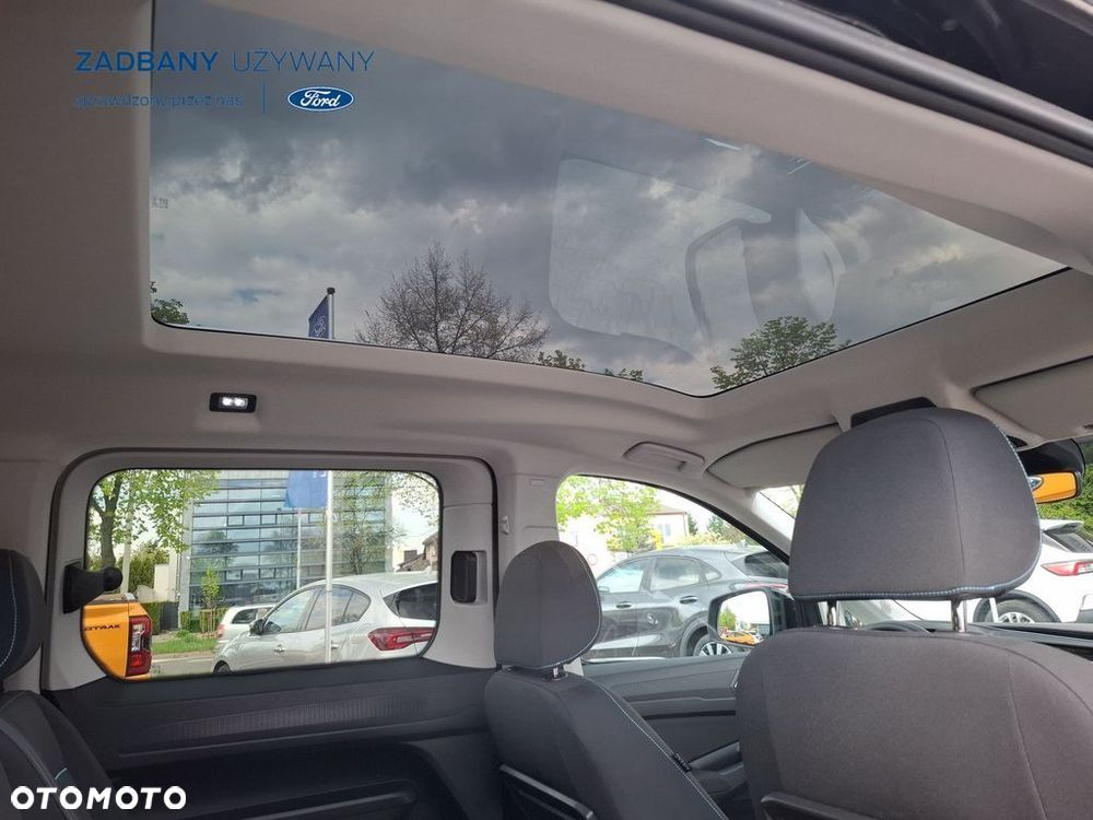 Ford Tourneo Connect Grand - 2