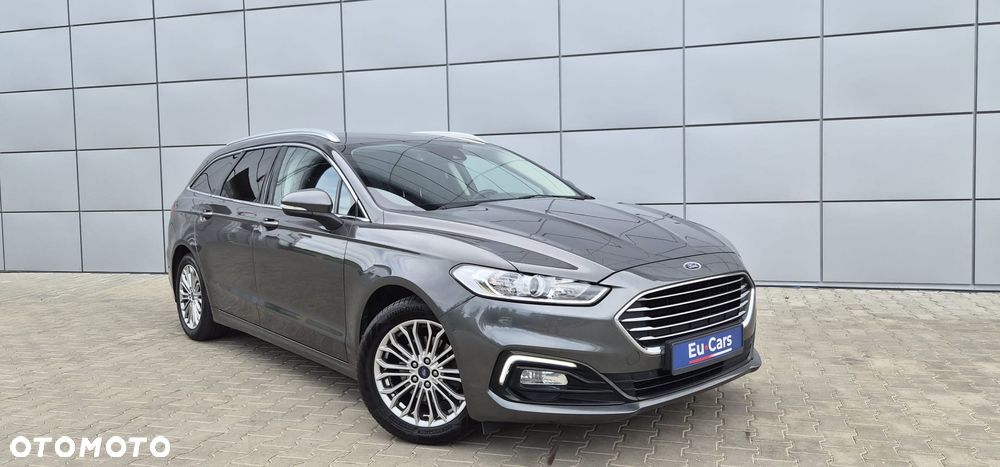 Ford Mondeo 2.0 Hybrid Titanium - 13
