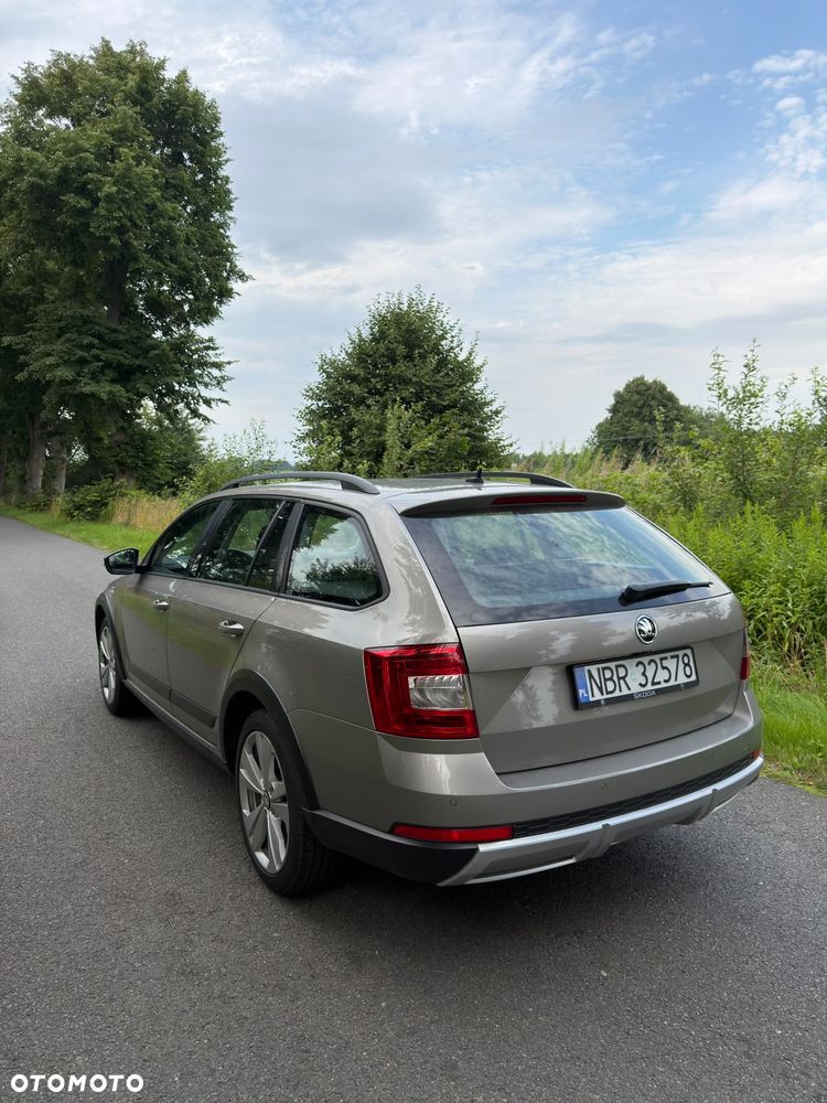 Skoda Octavia Scout 2.0 TDI 4x4 - 3