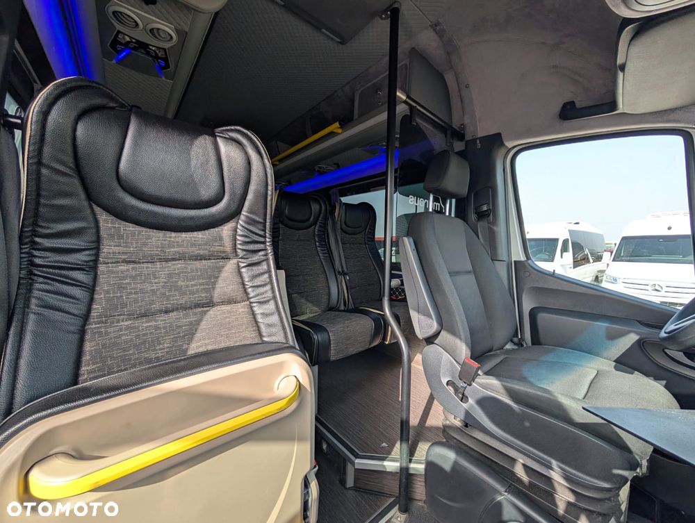 Mercedes-Benz Sprinter 517 - 14