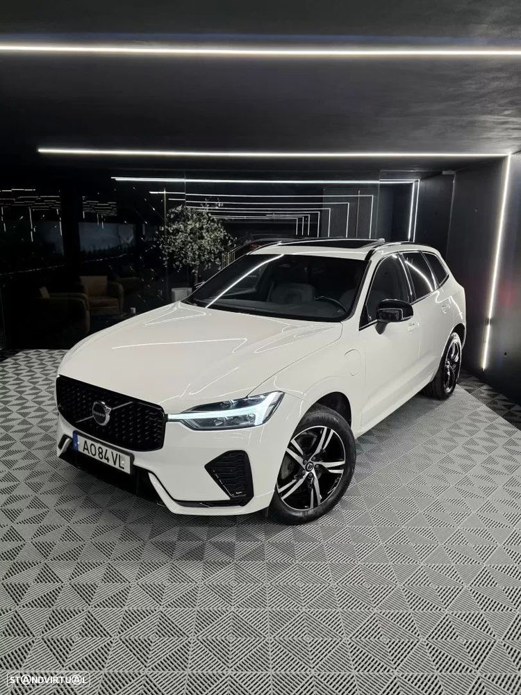 Volvo XC 60 2.0 T6 PHEV R-Design AWD - 4