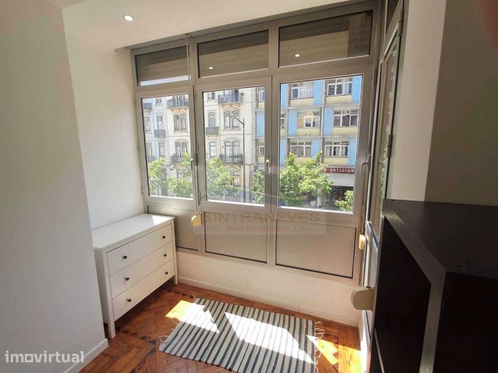 T3 Totalmente Remodelado com Terraço | Anjos - Avenida Almirante Re... - Grande imagem: 5/35