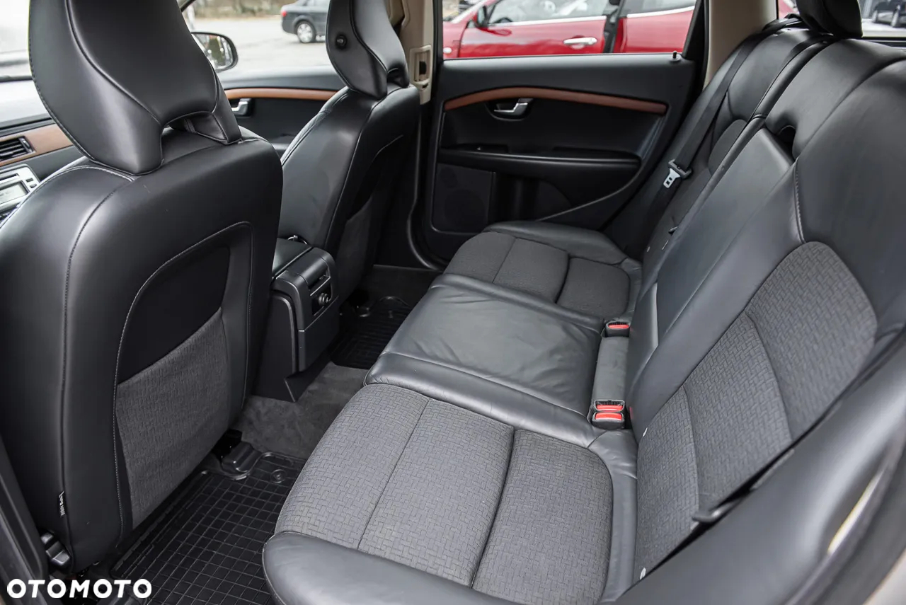 Volvo V70 2.0D Summum - 20