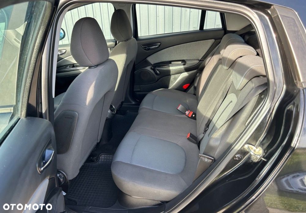 Fiat Bravo - 13