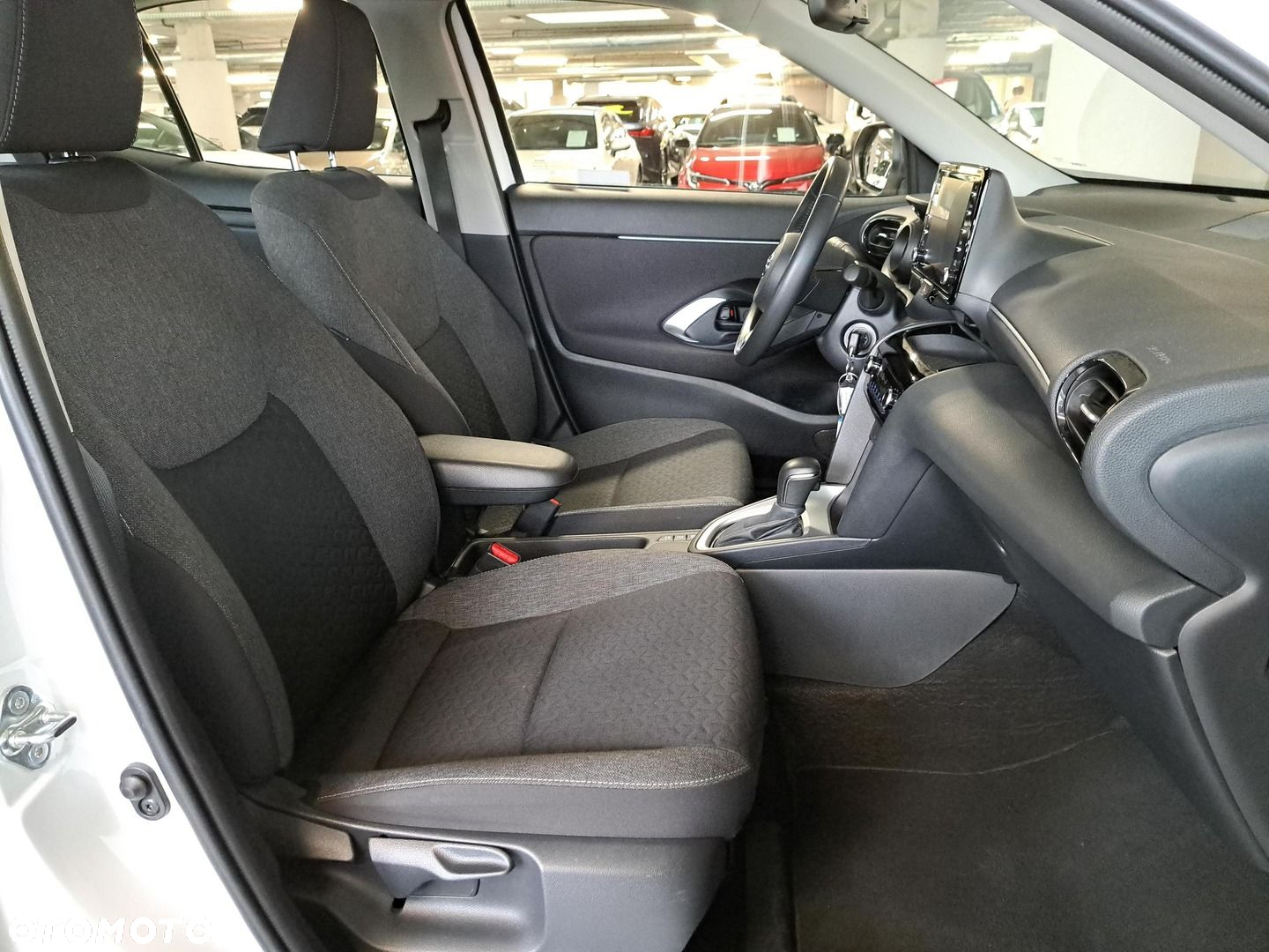 Toyota Yaris Cross - 14