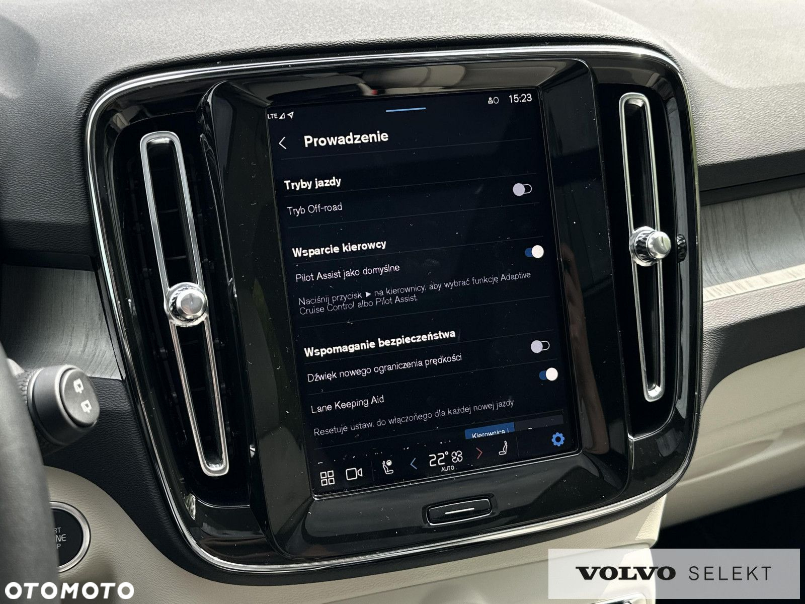 Volvo XC 40 - 29