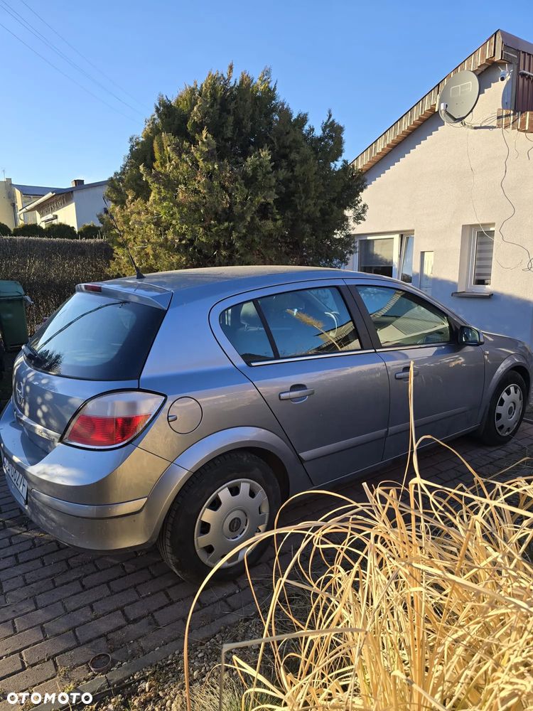 Opel Astra - 4