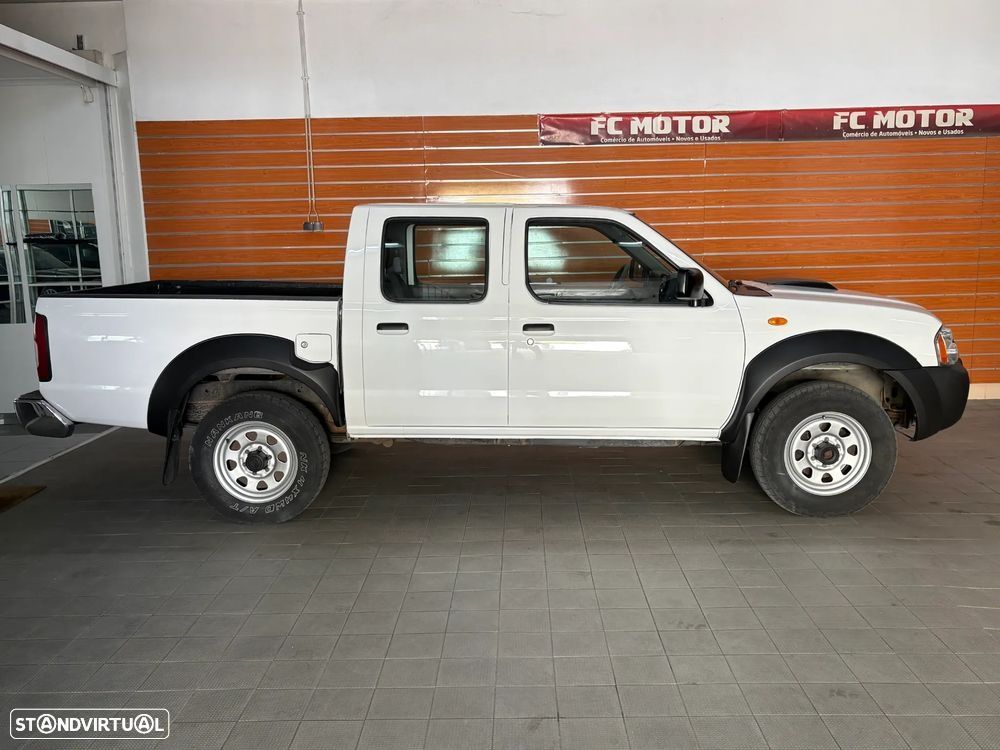 Nissan Pick Up - 5