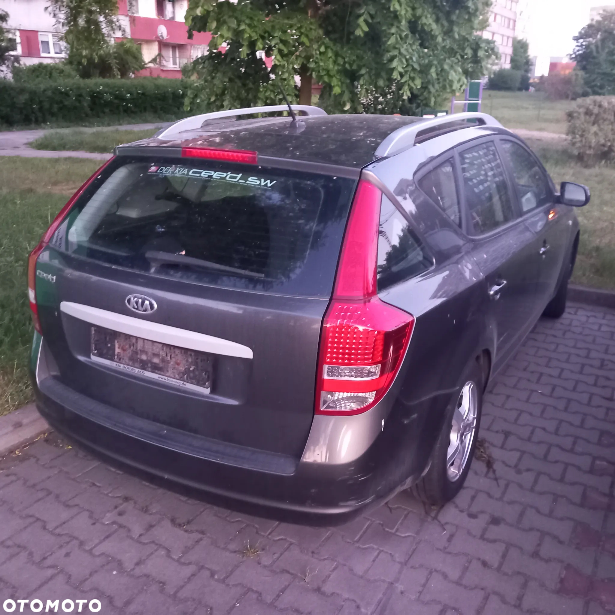 Kia Ceed Cee'd 1.4 L - 5