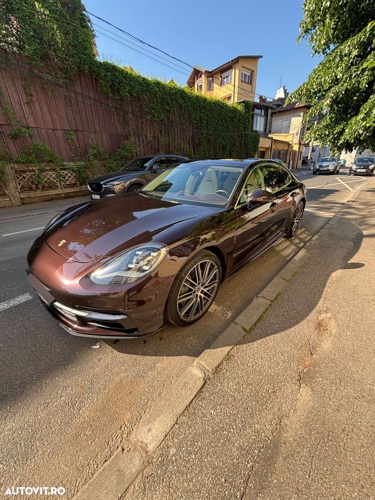 Porsche Panamera 4S - 3