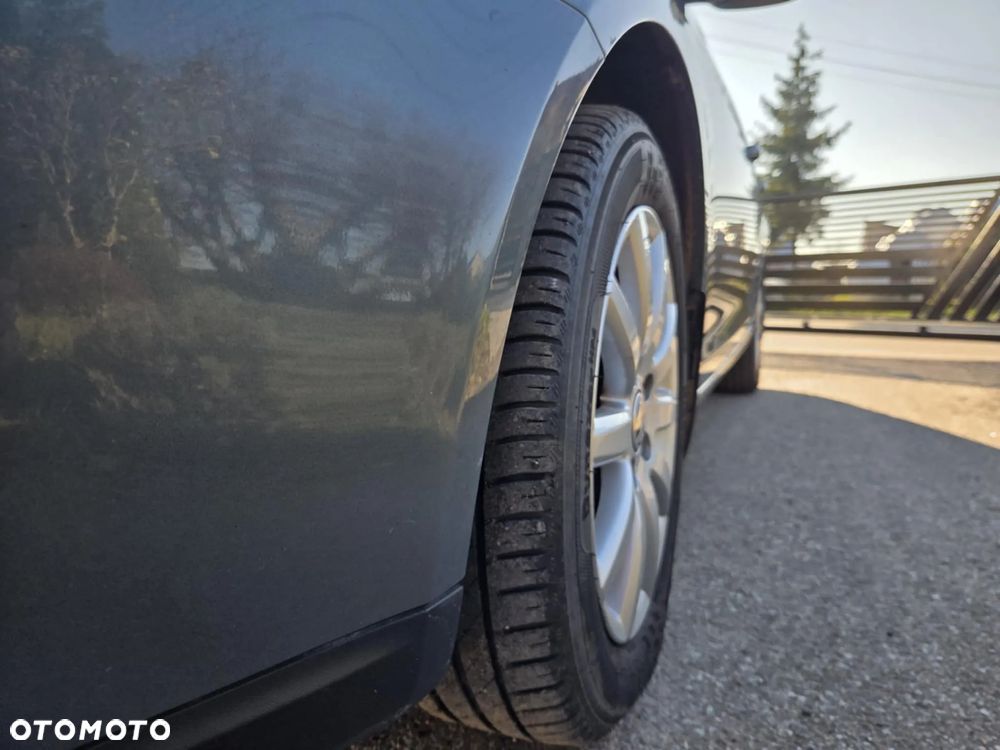 Volkswagen Jetta 1.9 TDI Comfortline - 6