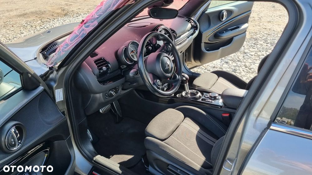 MINI Clubman Cooper SD - 32