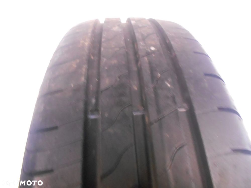 OPONY 185/65R15 GOODYEAR EFFICIENT GRIP PERFORMANCE 2  DOT 1423 / 2122 8MM - 4