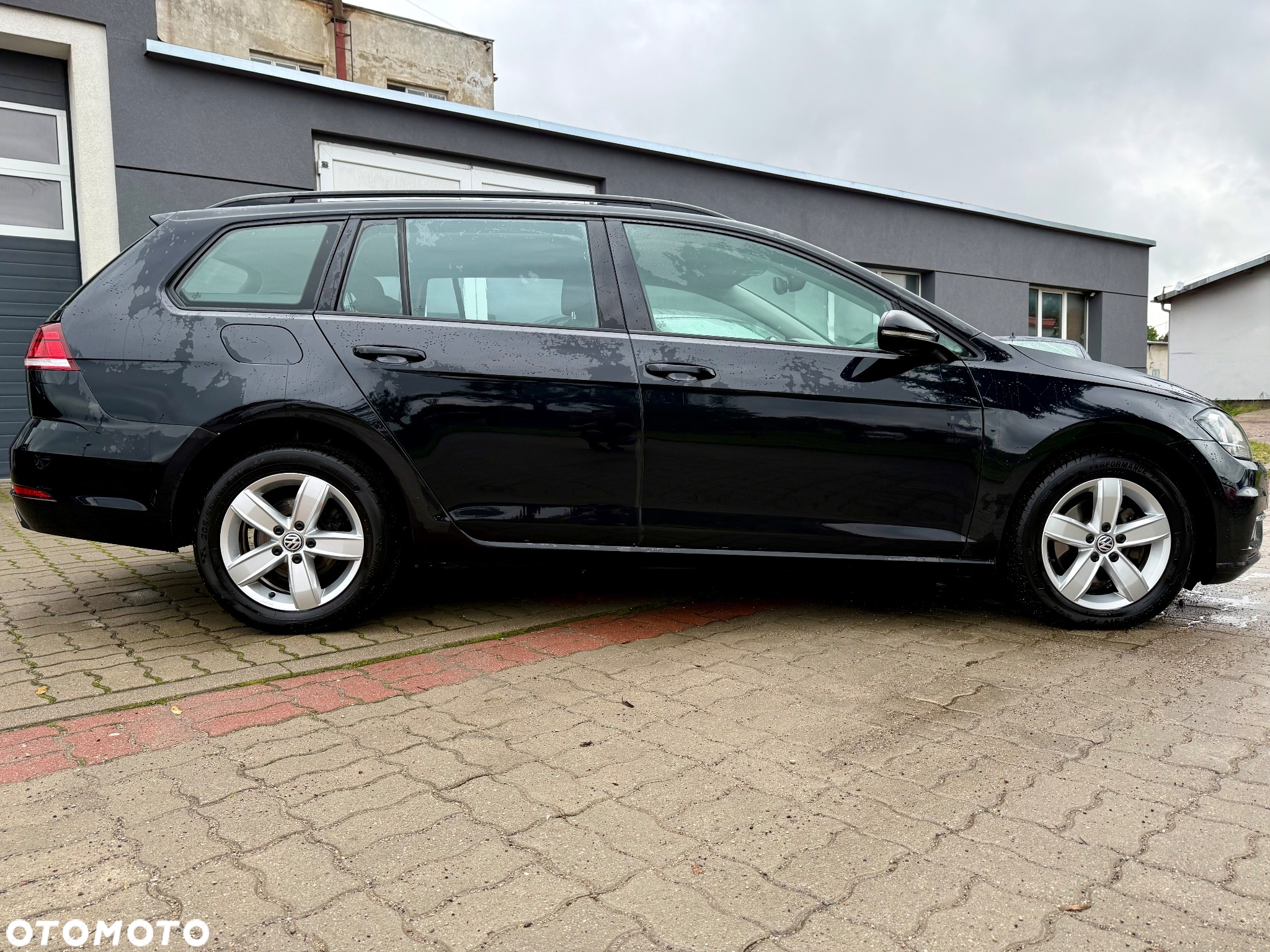 Volkswagen Golf Variant 1.6 TDI (BlueMotion Technology) DSG Comfortline - 7