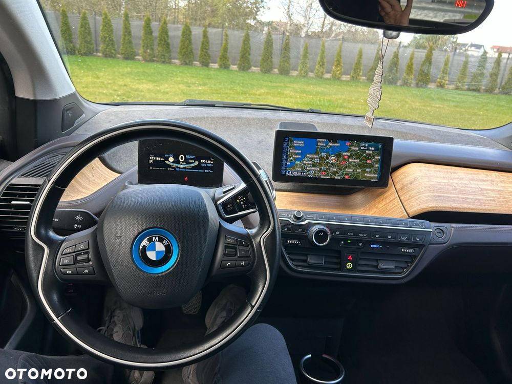 BMW i3 (60 Ah) - 12