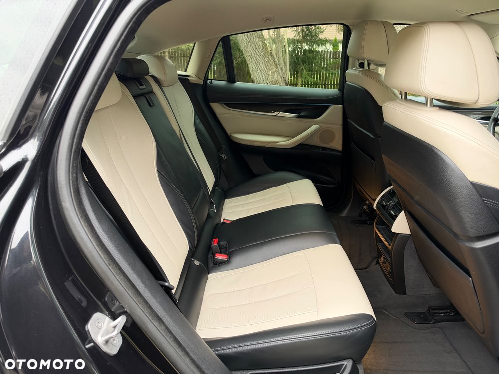 BMW X6 xDrive40d - 13