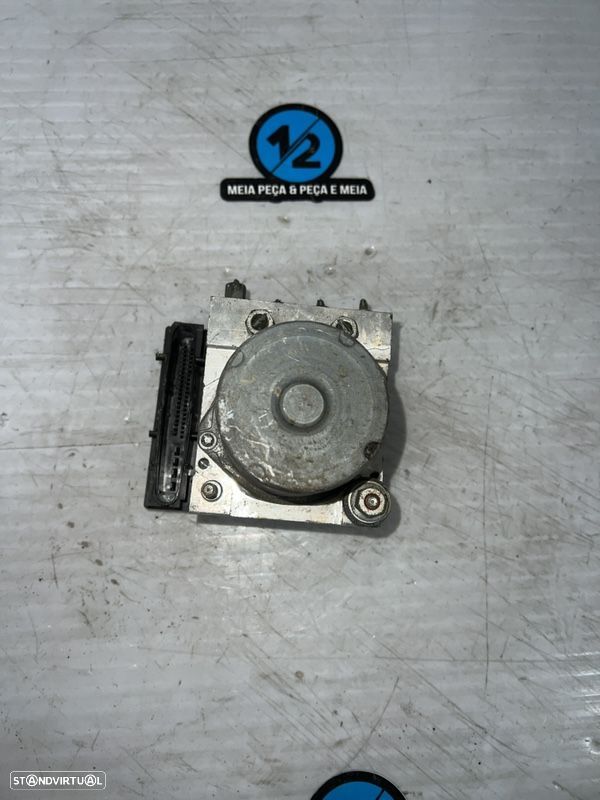 Módulo De ABS Toyota  Avensis 2008 - 1