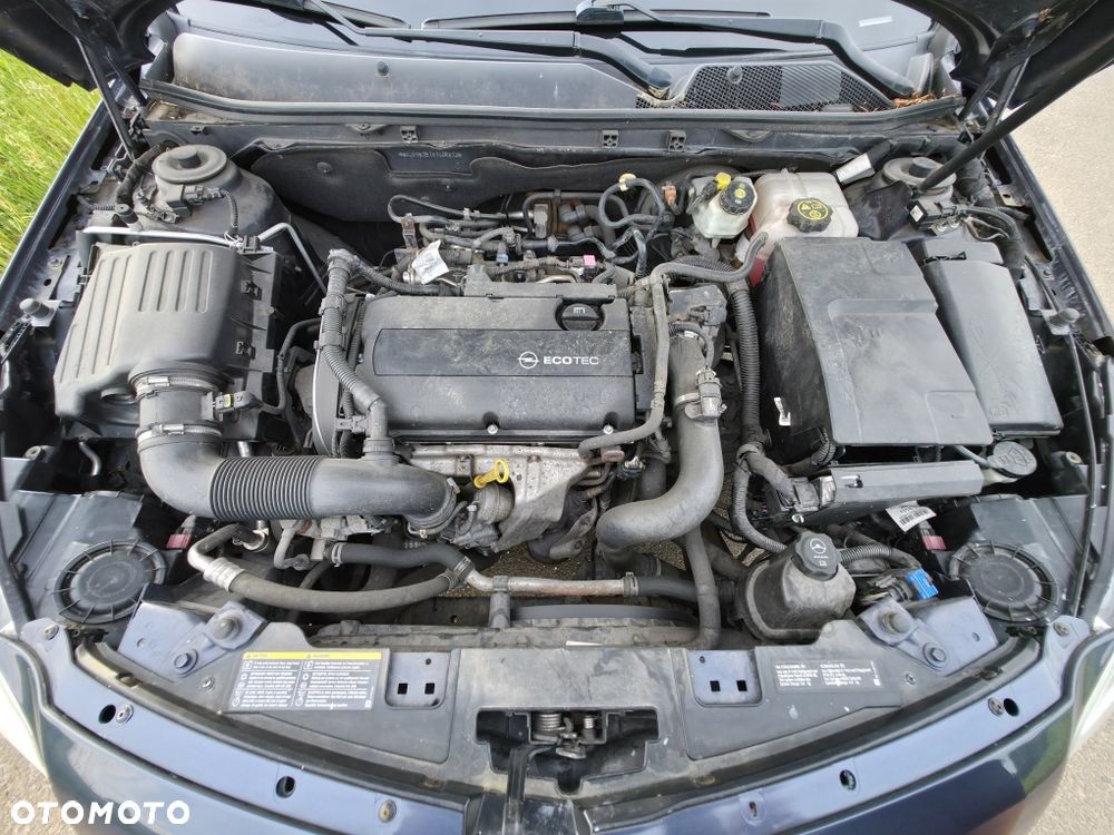 Opel Insignia - 8