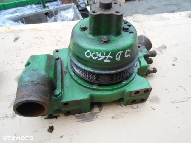 Pompa wody 6068TRW01 John Deere 7600 - 4