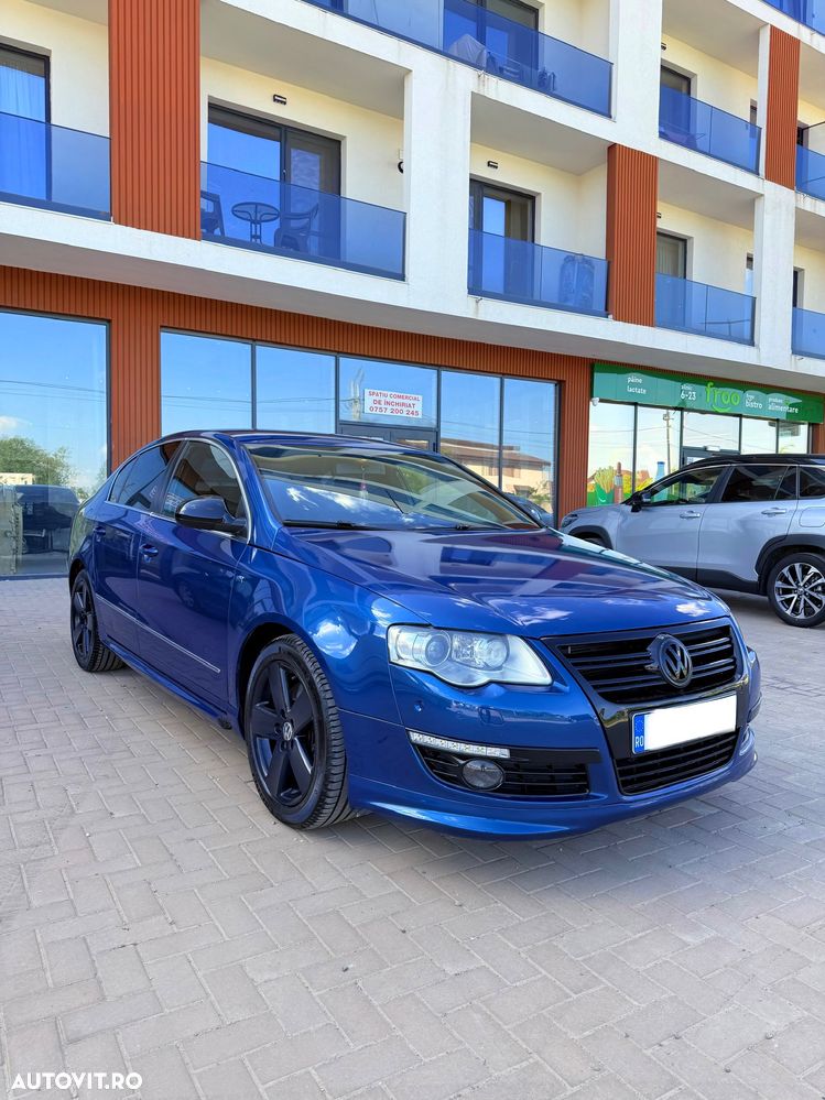 Volkswagen Passat 2.0 Blue TDI SCR R-Line - 2