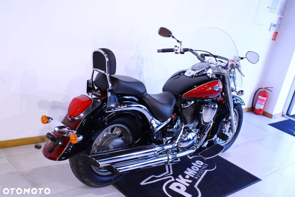 Suzuki Intruder - 7