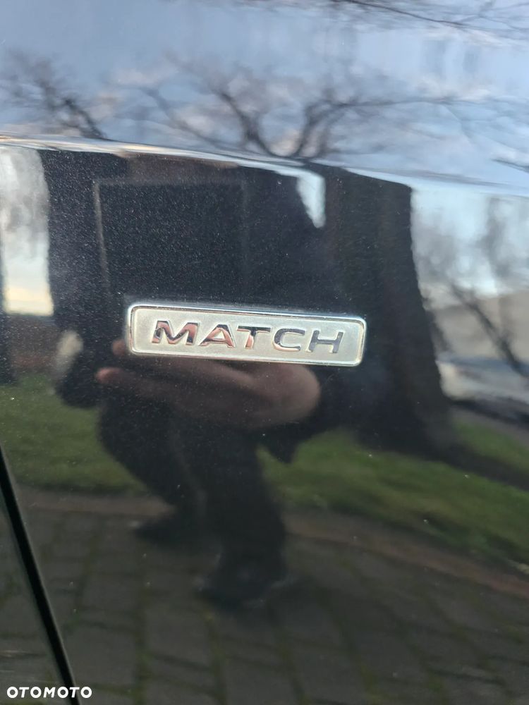 Volkswagen Jetta 1.6 TDI Match - 20