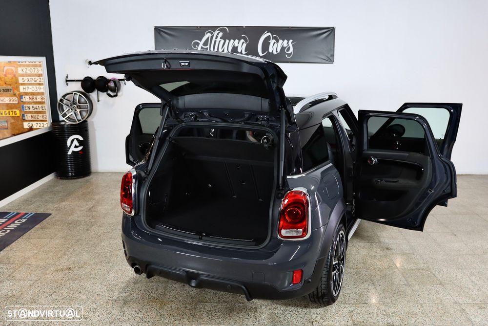 MINI Countryman Cooper SE ALL4 Auto - 31