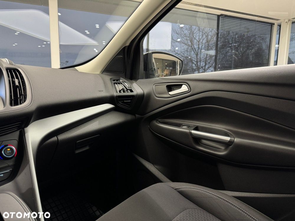 Ford Kuga 2.0 TDCi AWD Titanium - 26