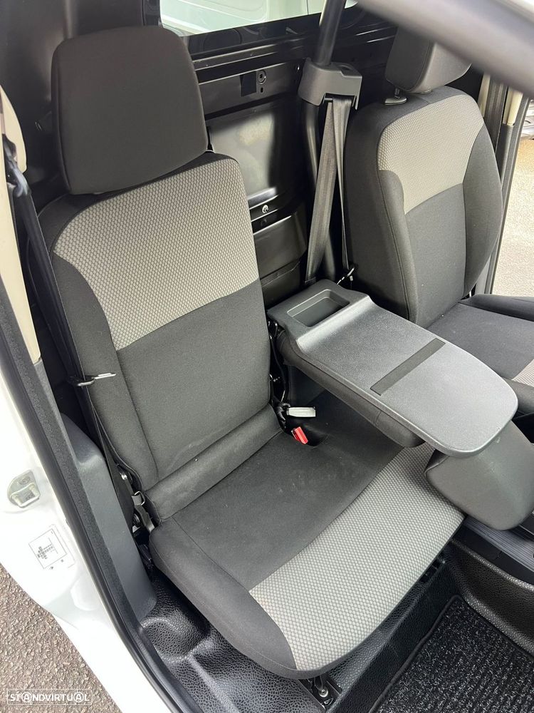 Renault Kangoo Outro - 10