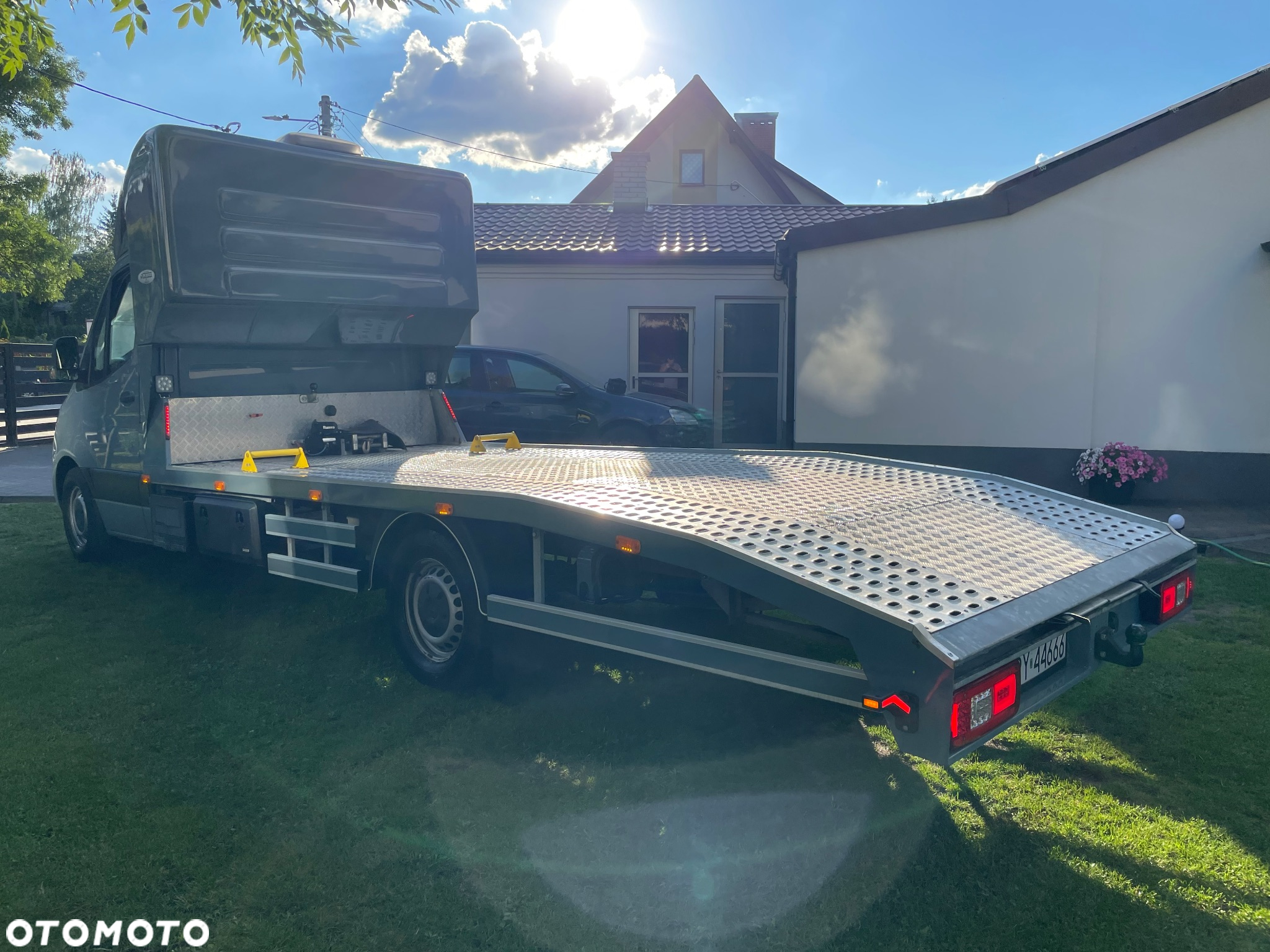 Mercedes-Benz Sprinter - 11