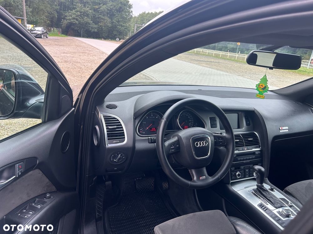 Audi Q7 - 9
