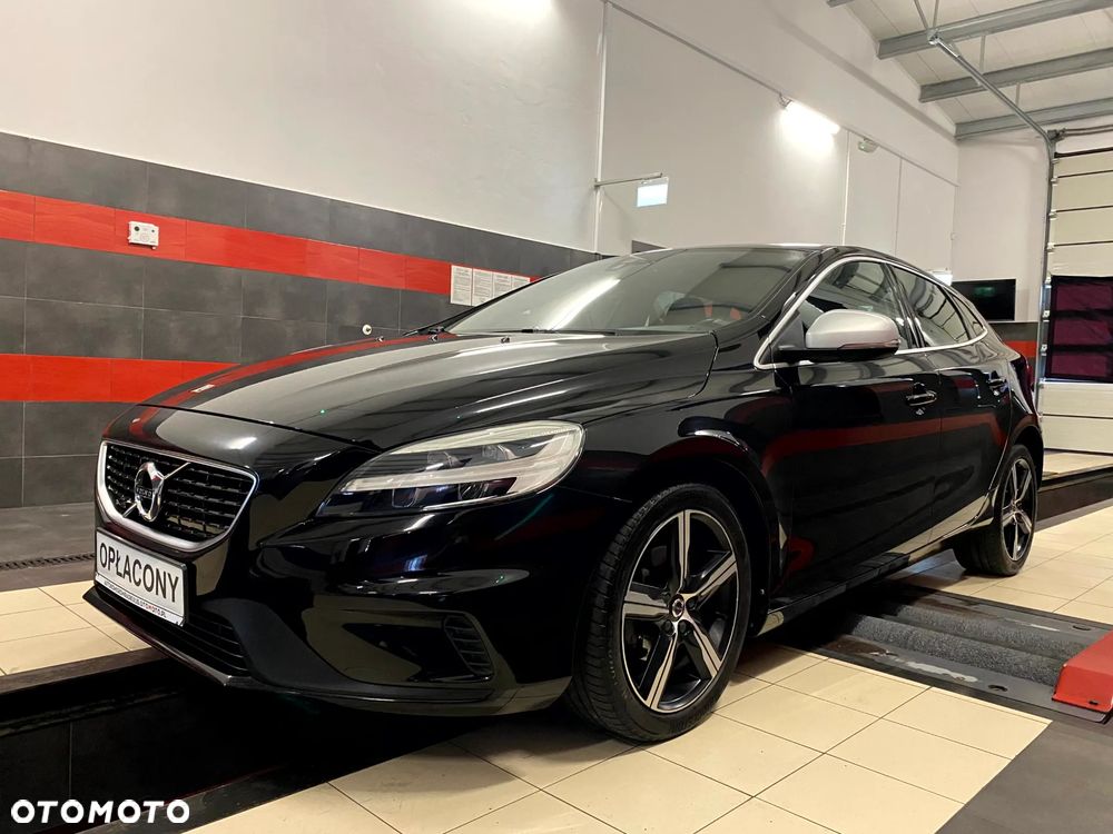 Volvo V40 D2 Drive-E SCR R-Design Momentum - 3