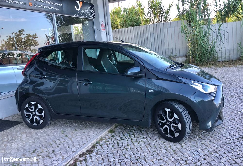 Toyota Aygo 1.0 X-Play Plus MM - 9