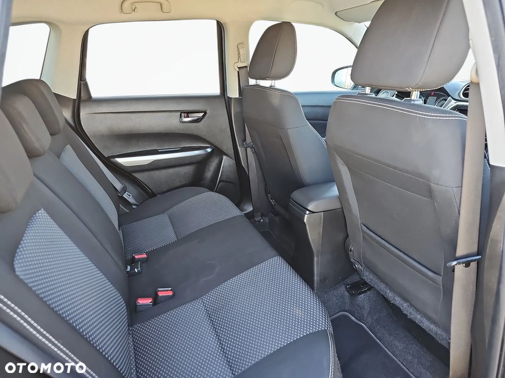 Suzuki Vitara 1.4 Boosterjet Premium 2WD - 11