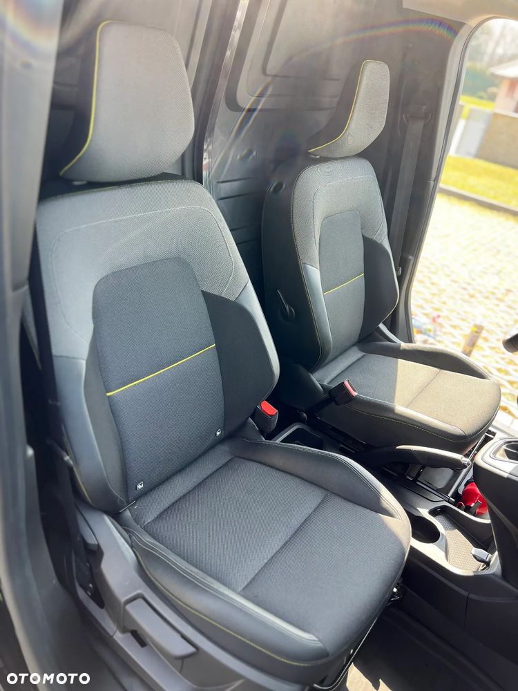 Renault Kangoo van - 12