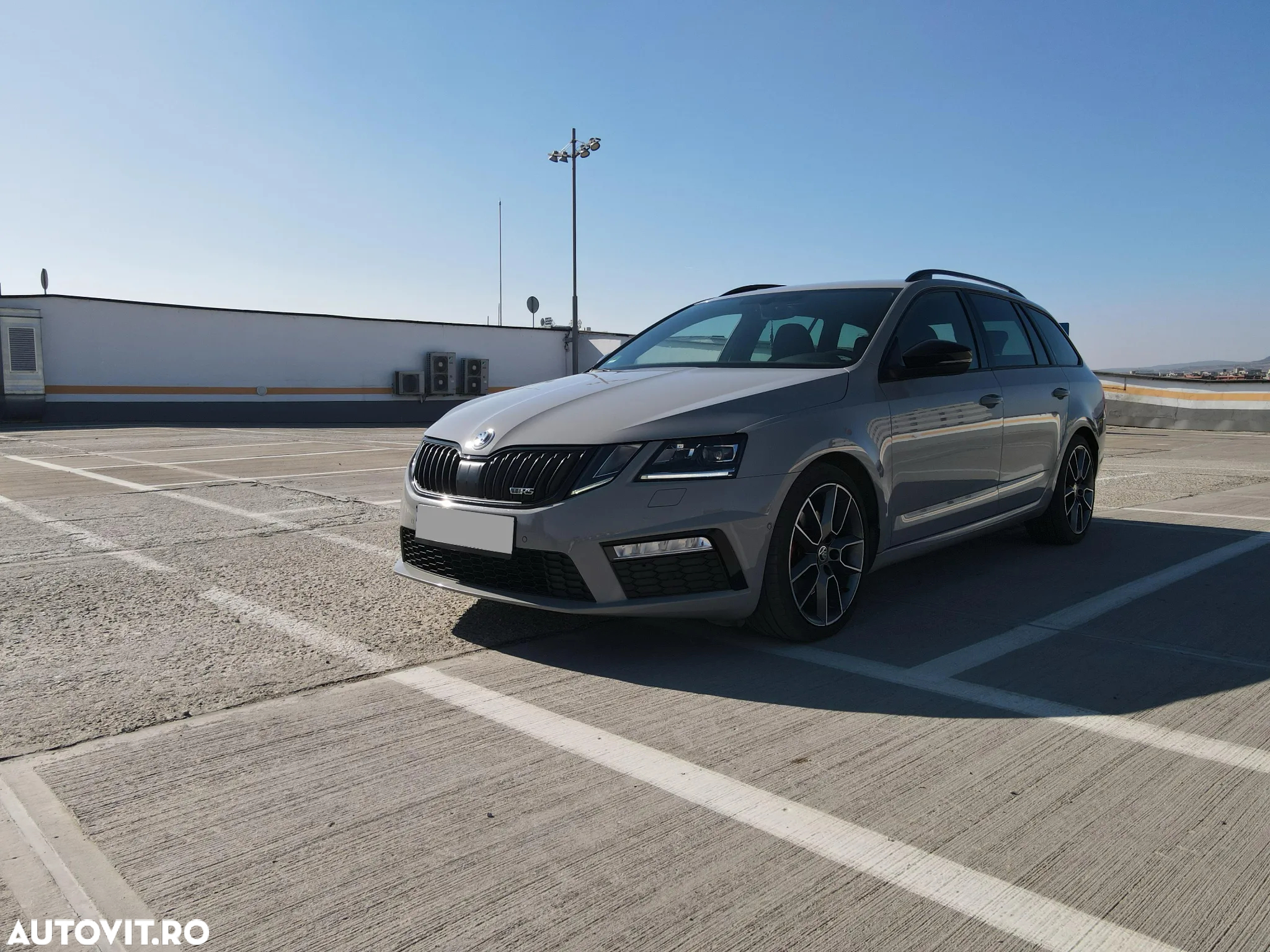 Skoda Octavia Combi 2.0 TDI 4x4 DSG RS - 13
