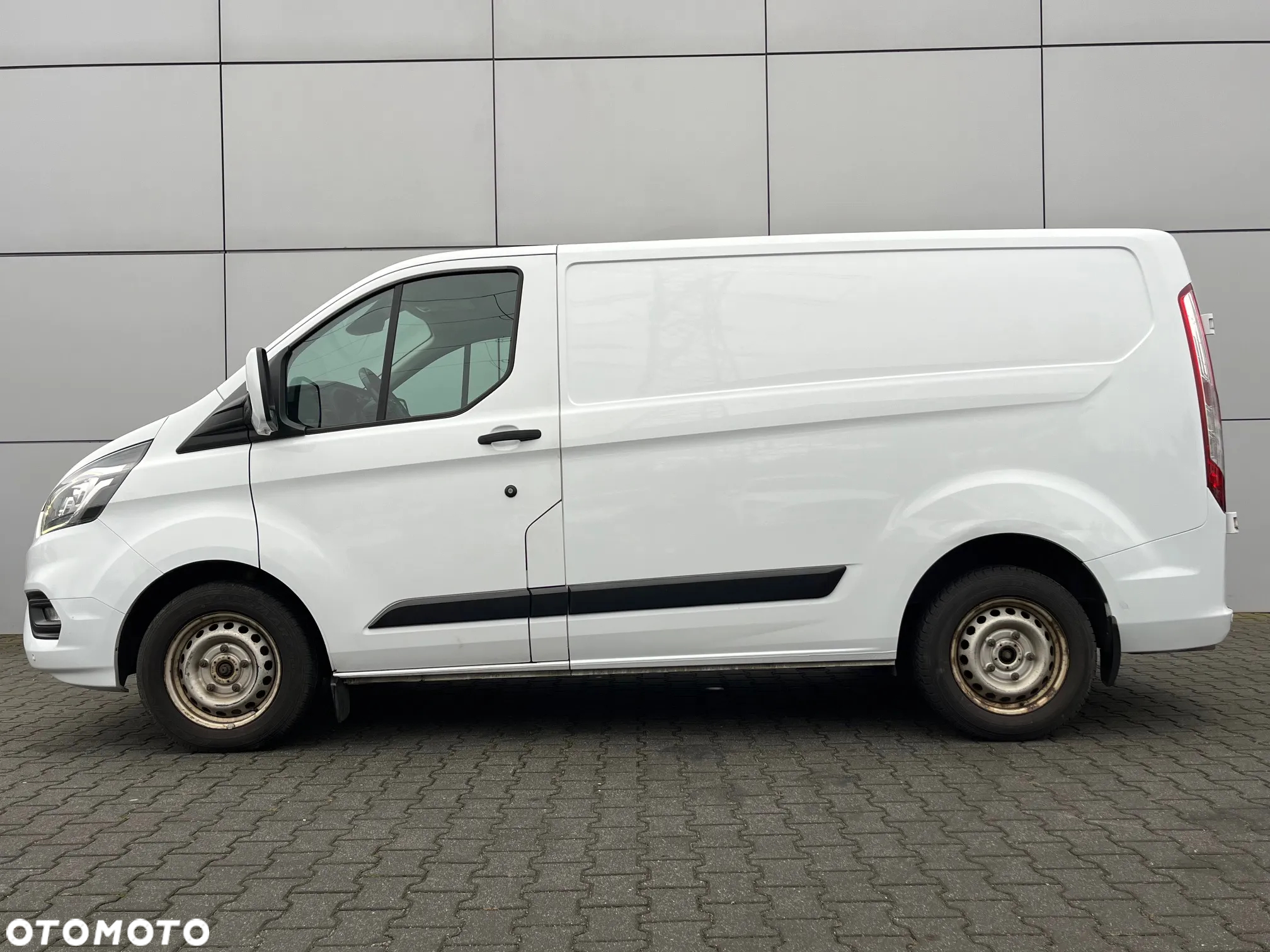 Ford Transit Custom - 11