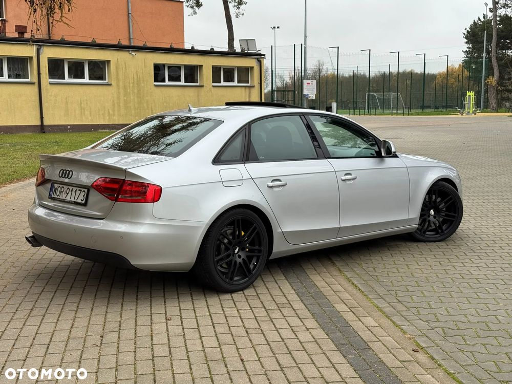 Audi A4 Limousine 2.0 TFSI Quattro - 11