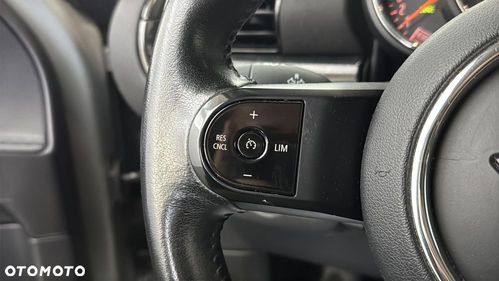 MINI Clubman One - 24