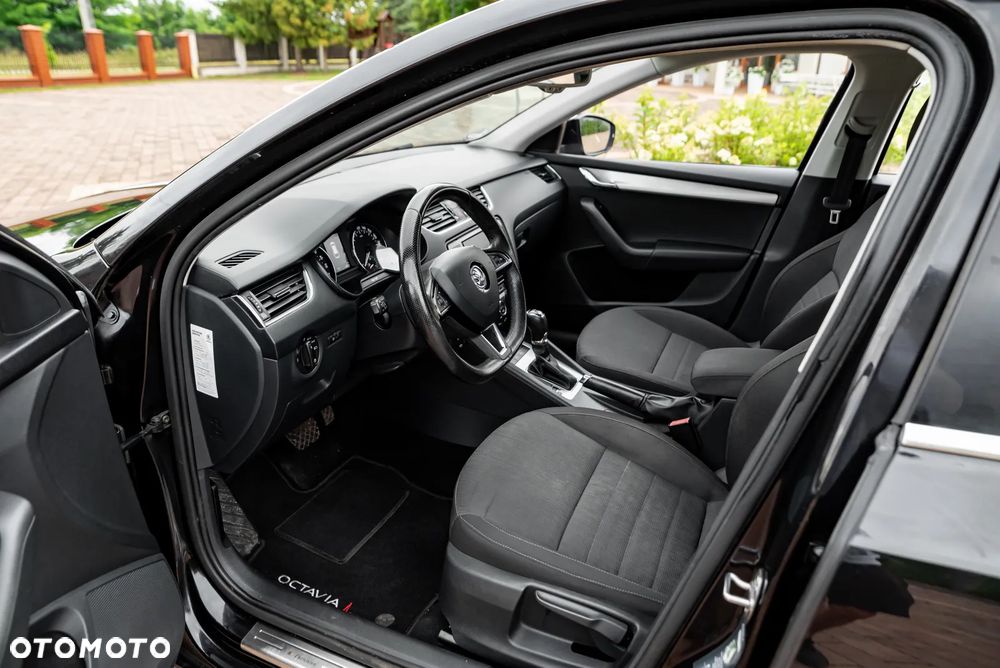 Skoda Octavia 2.0 TDI 4x4 Style DSG - 32