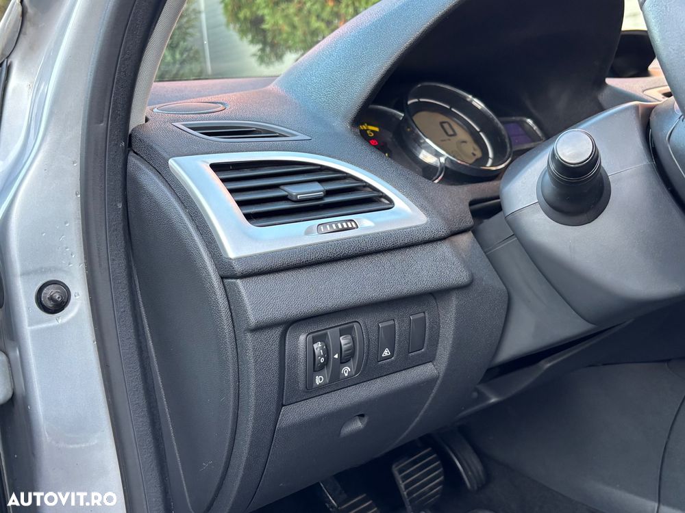 Renault Megane 1.5 dCi Dynamique - 14